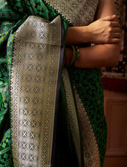 Green And Black Handwoven Jamawar Banarasi Silk Saree