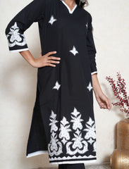 Black v-neck cotton suit set