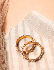 Off-White Crepe Silk Suit