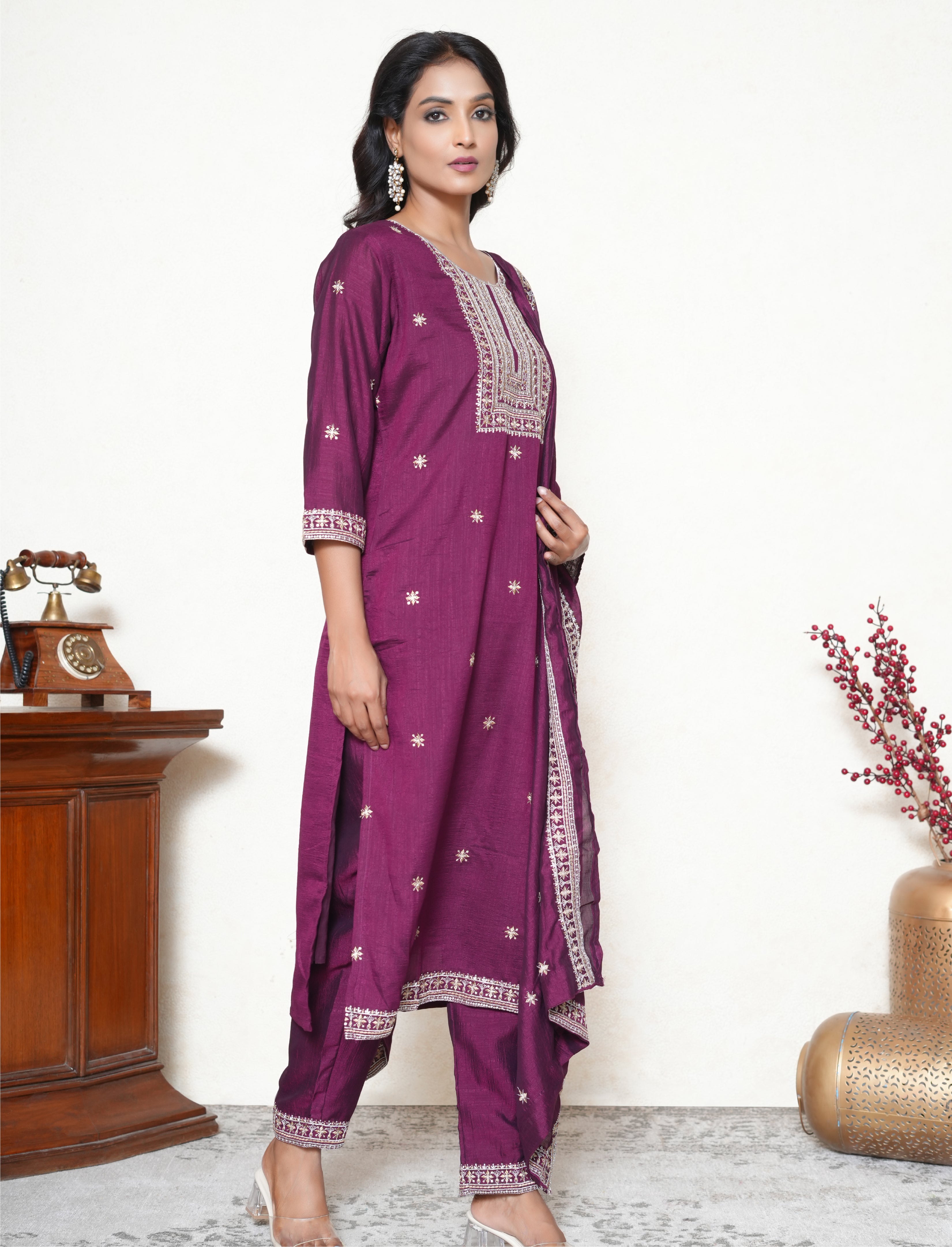 Maroon silk blend Kurta and dupatta Set