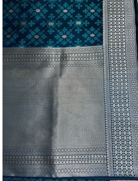 Peacock Blue Pure Satin Silk Tanchoi Handloom Banarasi Saree